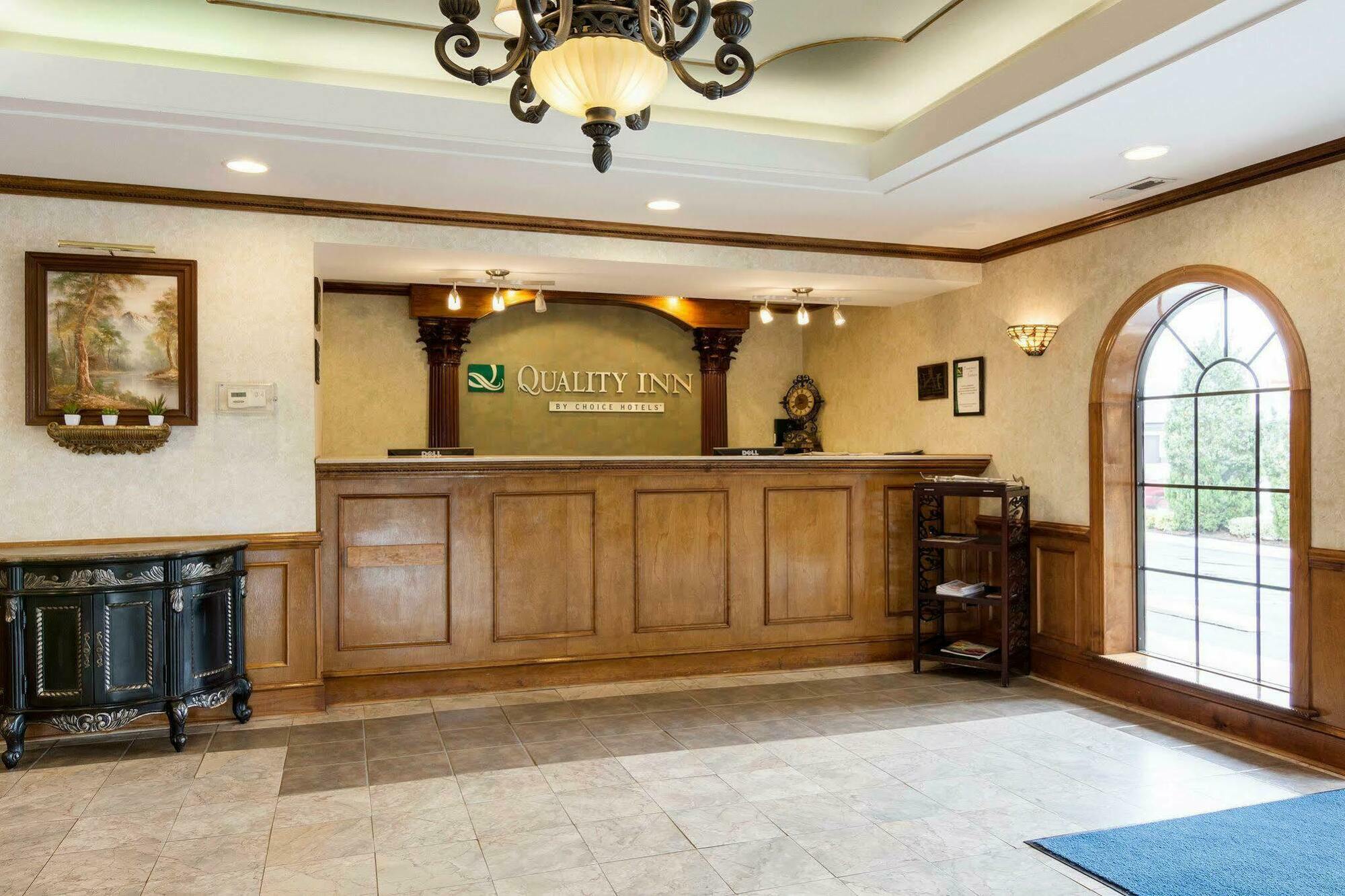 Quality Inn South Hill I-85 Bagian luar foto